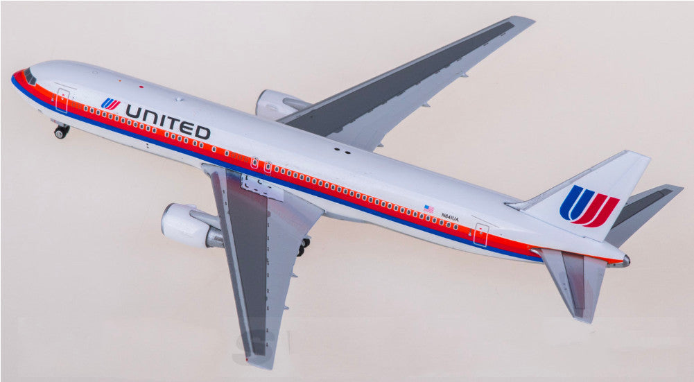 1:400 Phoenix United Airlines Boeing 767-300ER Passenger Airplane Diecast Model