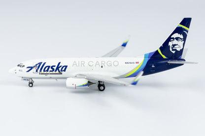 1:400 NG Model Alaska Air Cargo BOEING 737-700BDSF Plane Diecast Aircraft Model