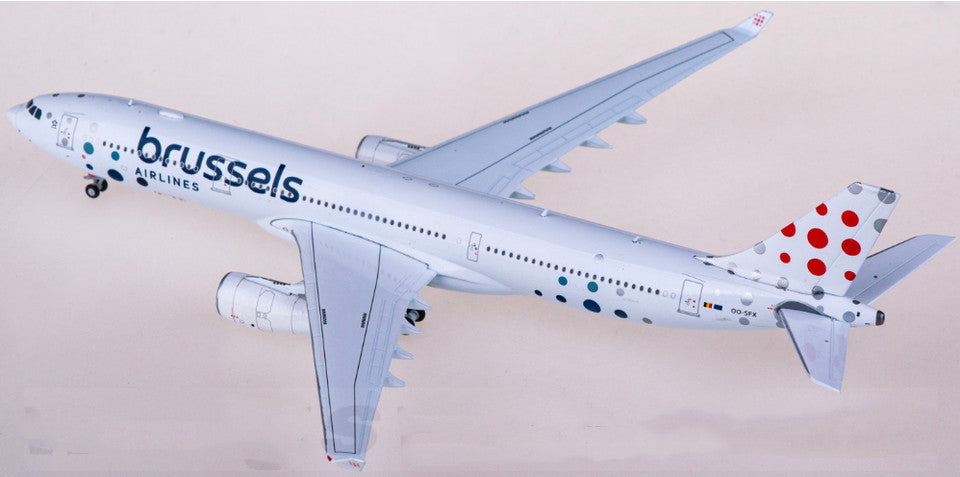 1:400 JC Wings Brussels AIRBUS A330-300 Passenger Plane Diecast Aircraft Model