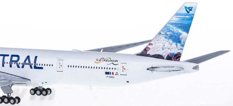 1:400 JC Wings AIR AUSTRAL BOEING 777-300ER Passenger Aircraft Diecast Model