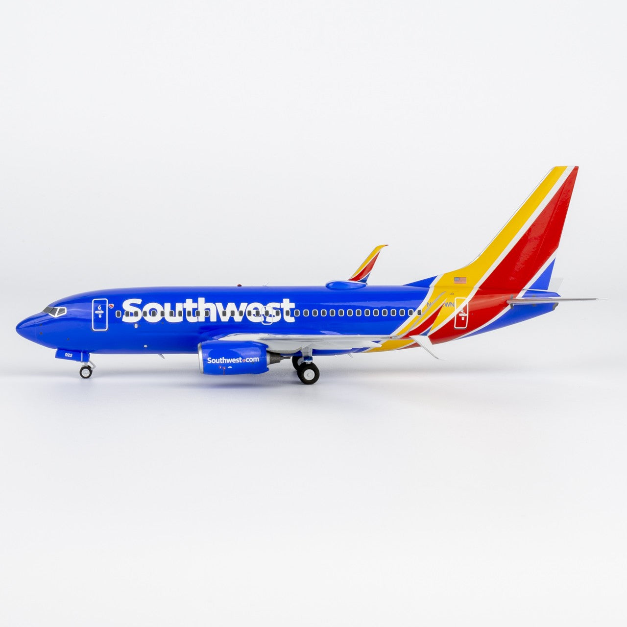 1:200 NGmodels Southwest Airlines Boeing 737-700 Passenger Diecast Plane Model