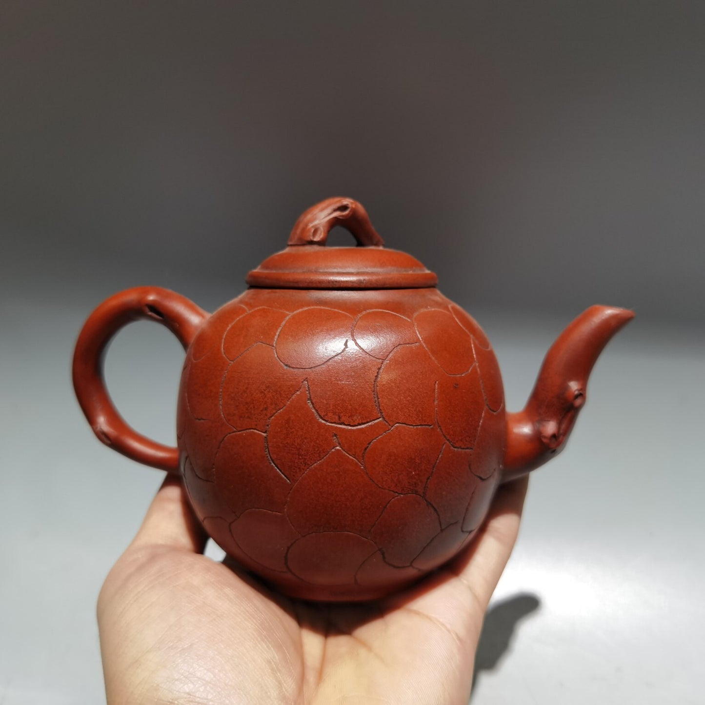 6.6"China Yixing Zisha Pottery Red Clay 300CC Hand Made Snake Pine Needle Teapot