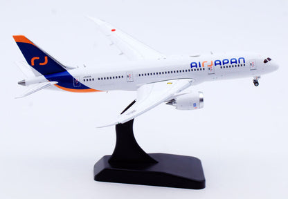1:400 JC Wings Air Japan Dreamliner B787-8 Passenger Airplane Diecast Model