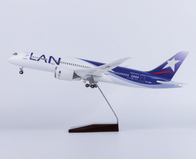 1:130 43CM LAN BOEING 787 Passenger Airplane Landing Gear Resin Aircraft Model