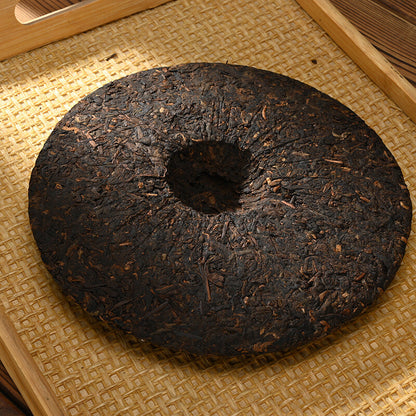 357g Yunnan Tea Puerh Tea Wholesale Jingmai Golden Bud Puerh Ripe Pu'er Tea Cake