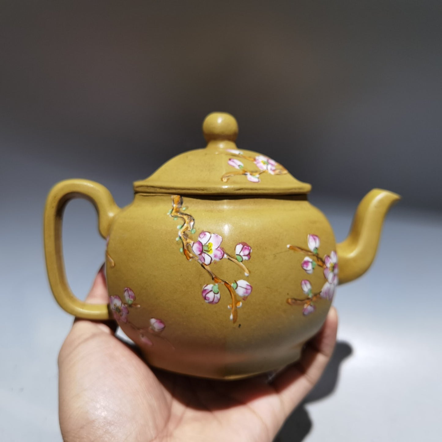 Chinese Yixing Zisha Clay Handmade Kung Fu Tea Exquisite Plum Blossom Teapot