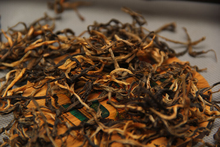 Red Box Gift Tea Spring Fragrant Flavor Chinese DianHong Golden Black Kongfu Tea