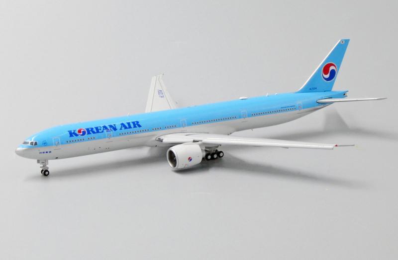 1:400 JC Wings KOREAN AIR BOEING B777-300ER Passenger Airplane Diecast Model