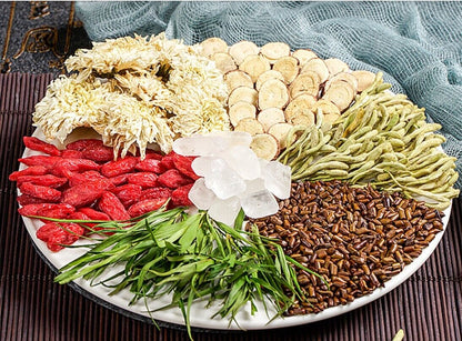Honeysuckle, chrysanthemum, medlar, cassia seed, rock sugar, light bamboo leaves