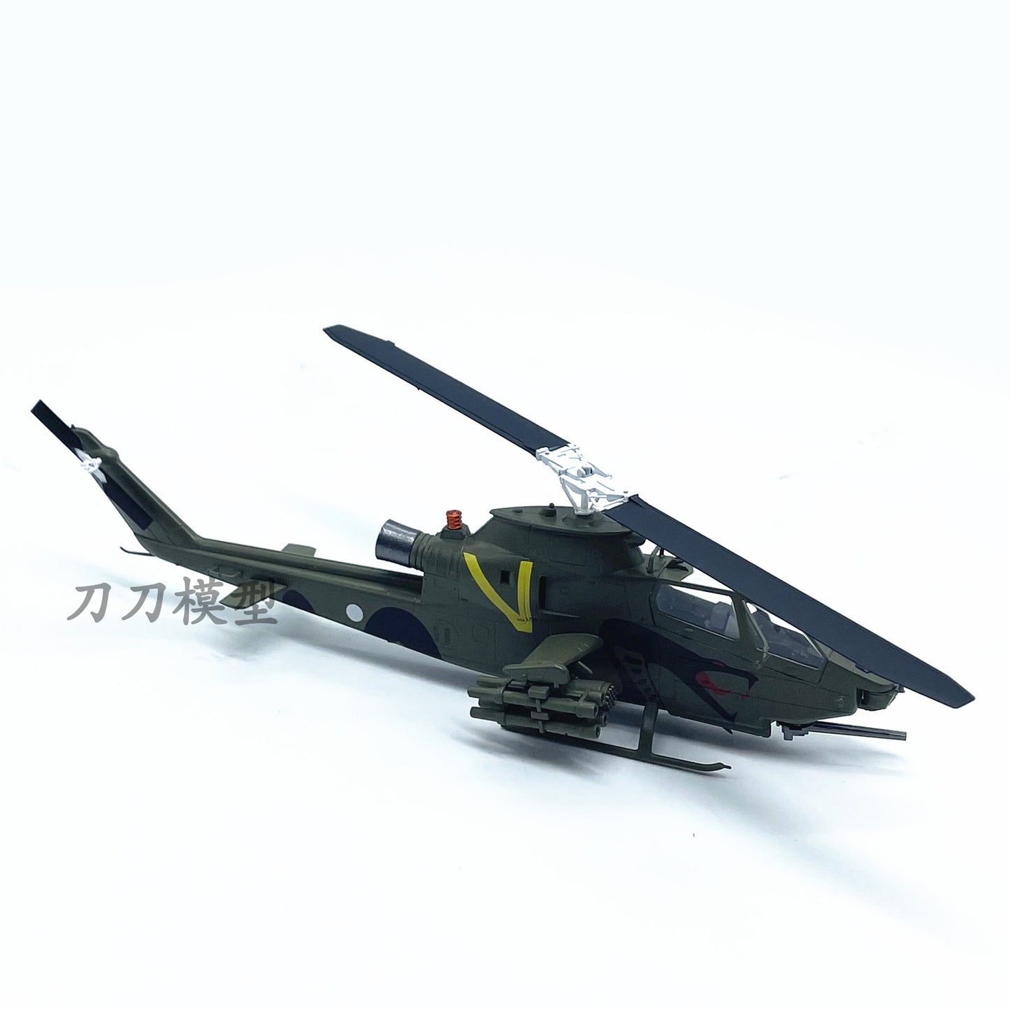 1: 72 Israel US AH-1F Naja Armed helicopter Model aircraft