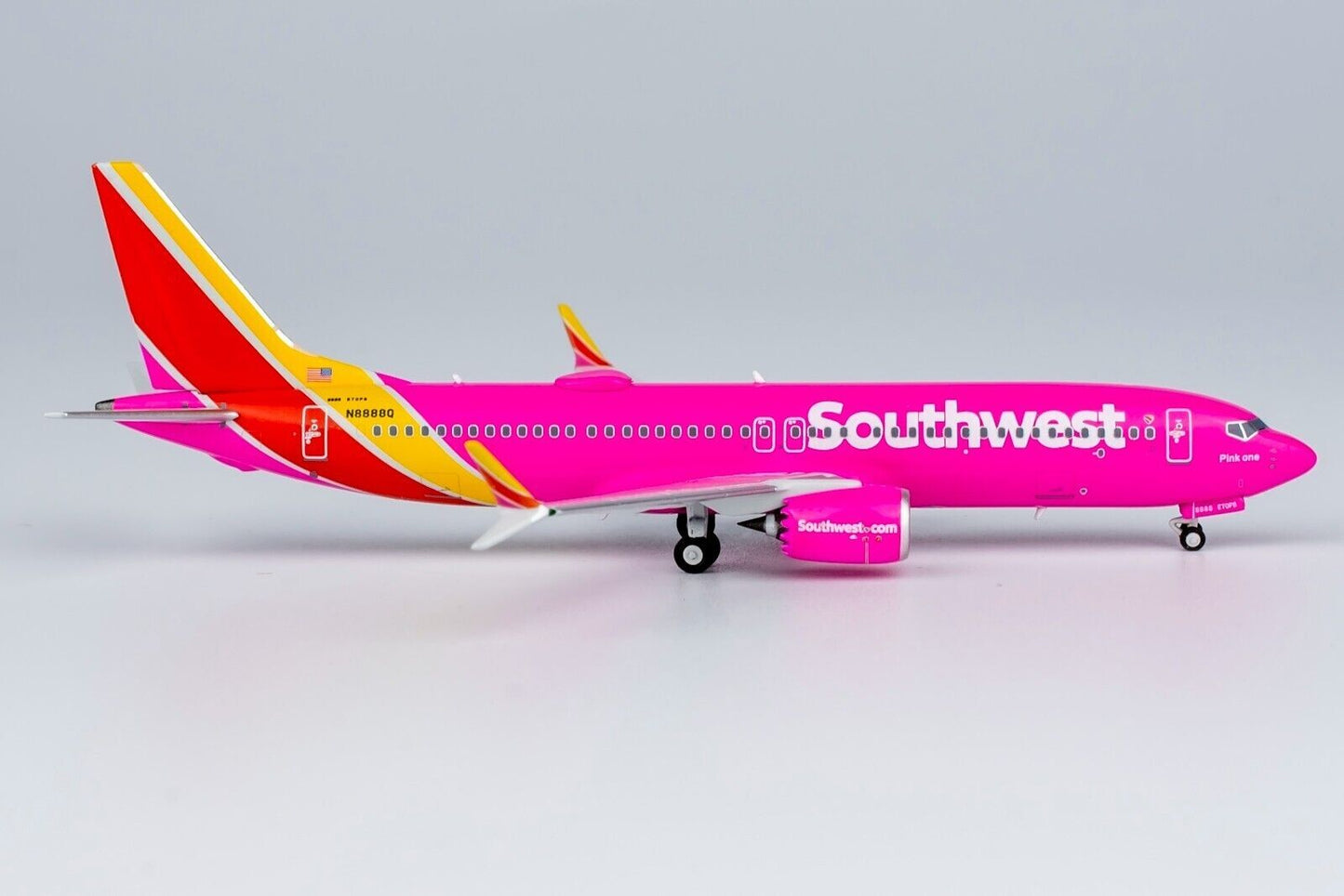 1:400 NG MODEL Southwest BOEING 737 MAX 8 Passenger Airplane Diecast Plane Model