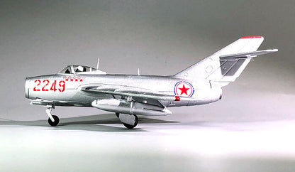 CHINA MIG-15 1/72 diecast plane model aircraft