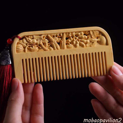 115*55*12mm Fruit “硕果累累” Pattern Hand Carving Boxwood Crafts Comb