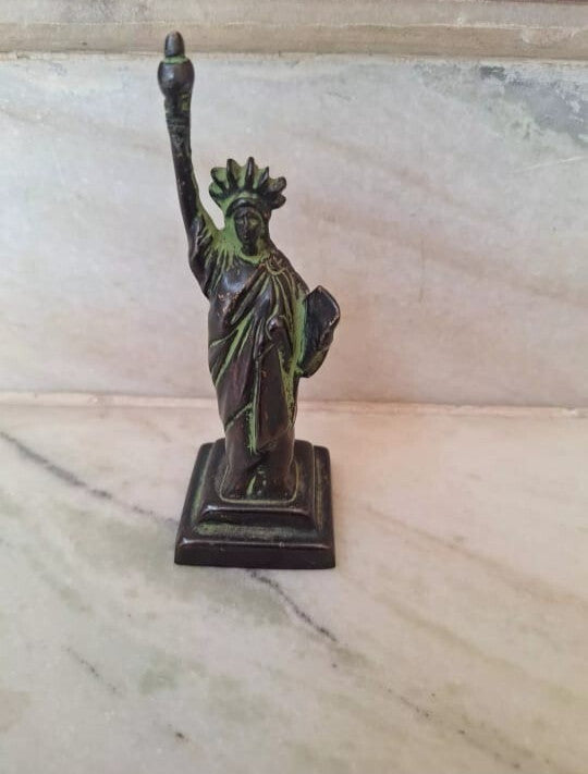 Antique Vintage Old Statue Of Liberty Brass Collectible Idol Figurine Souvenir