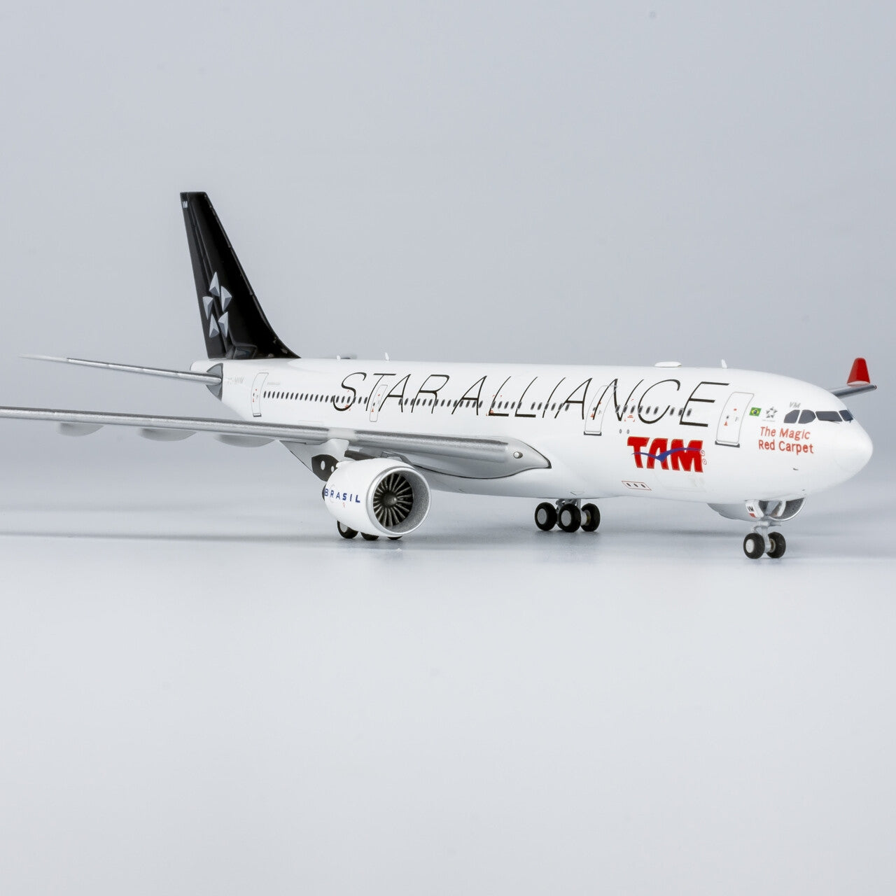 1:400 NG Model TAM STAR ALLIANCE AIRBUS A330-200 Airplane Diecast Aircraft Model
