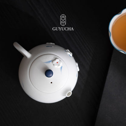 Handmade Ceramic Xishi Teapot 200ml Embossed Flower Glazed Tea Pot For Women