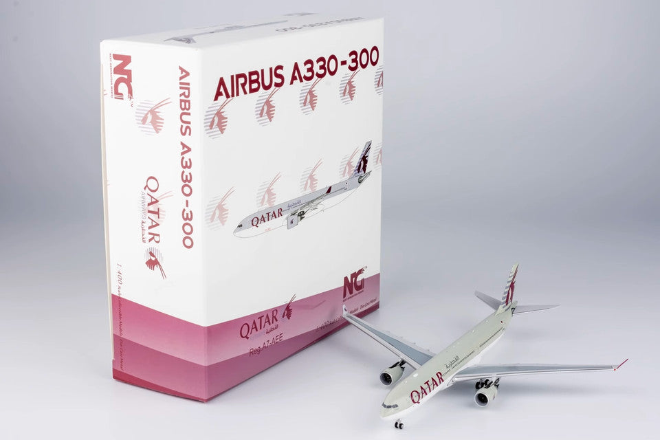 1:400 NG Model QATAR AIRBUS A330-300 Passenger Aircraft Diecast Airplane Model