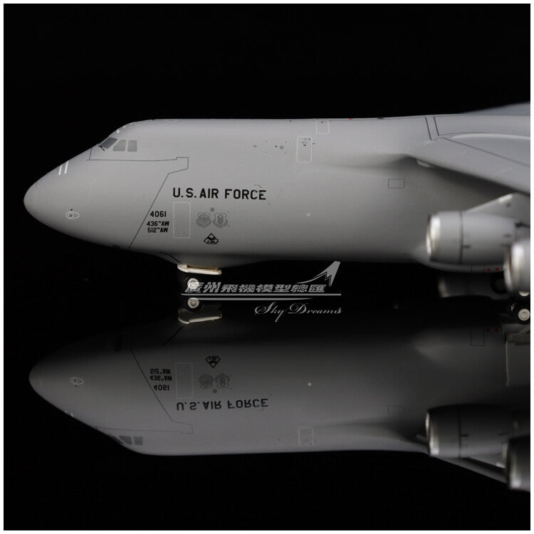 1:400 GeminiJets USAF Lockheed C-5 Aircraft Diecast Military Airplane Model
