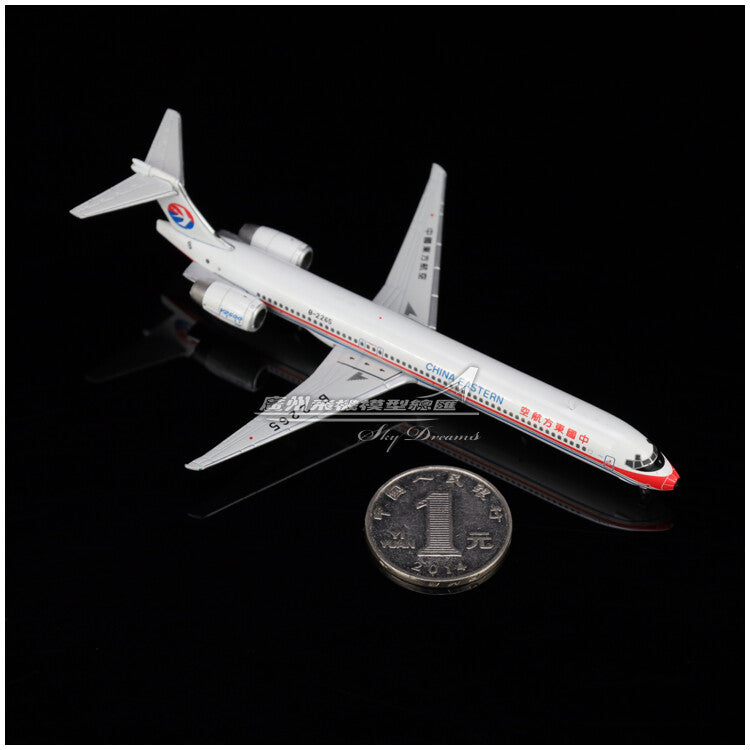 1:400 JC Wings China Eastern McDonnell Douglas MD-90 Airplane Diecast Model