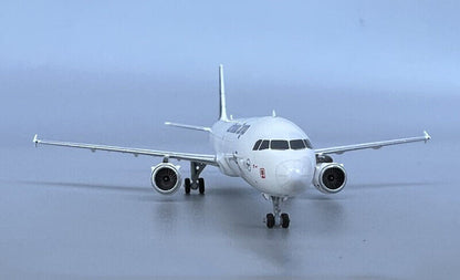 1:400 NG Model Lufthansa AIRBUS A321 Passenger Airplane Diecast Aircraft Model