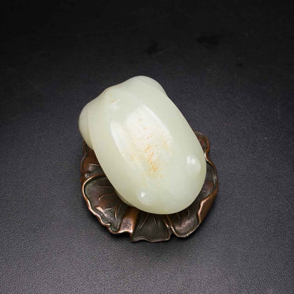 Certified Natural Hetian Jade Hand-carved Exquisite Golden Toad Statues 31342
