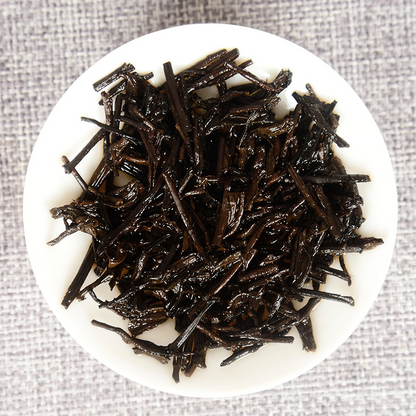 Yunnan Pu'er Tea 250g Bamboo Shoot Shell Tea Aged Old Bone Organic Black Tea