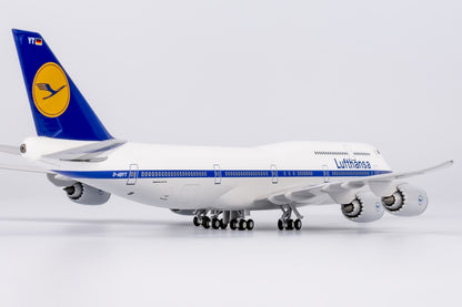1:400 NG Models Lufthansa Plane Boeing 747-8 Diecast Aircraft Model