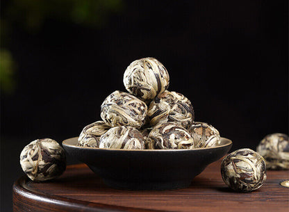 Yunnan Moonlight White Ball Nectar Fragrance Raw Pu Er Tea Yue Guan Bai Long Zhu