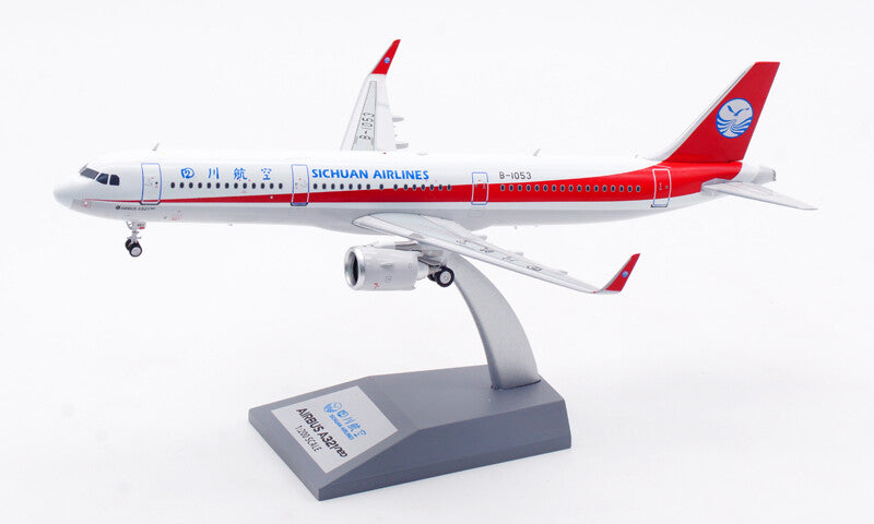 1:200 Aviation SICHUAN AIRLINES AIRBUS A321neo Passenger Airplane Diecast Model
