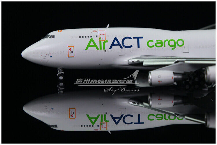 1:400 JC Wings Air ACT Cargo BOEING 747-400 Airplane Flap Down Diecast Model