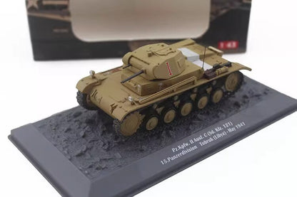 1/43 Pz.Kpfw.II Ausf.C Italian Tank No.2 Type C Simulation Alloy Model