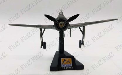 Fw190 A-8 Red 8 IV JG3 Uffz Willi Maximowitz 1944 1/72 finished plane Easy model