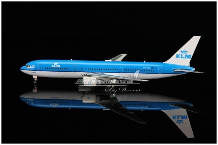 1:400 Phoenix KLM BOEING 767-300ER Passenger Airplane Diecast Aircraft Model
