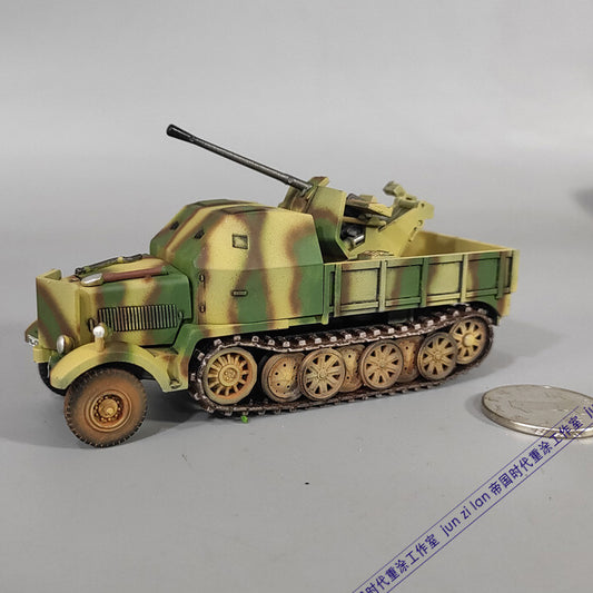 1/72 German Sd .Kfz.7/2 Flak37 semi-tracked armored vehicle air defense model #4