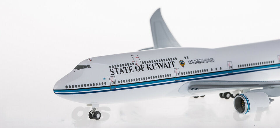 1:200 38CM Hogan STATE OF KUWAIT BOEING 747-8 Aircraft ABS Plastic Plane Model