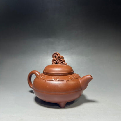 Chinese Yixing Zisha Clay Handmade Exquisite Teapot （三脚云肩 底款：蒋蓉）