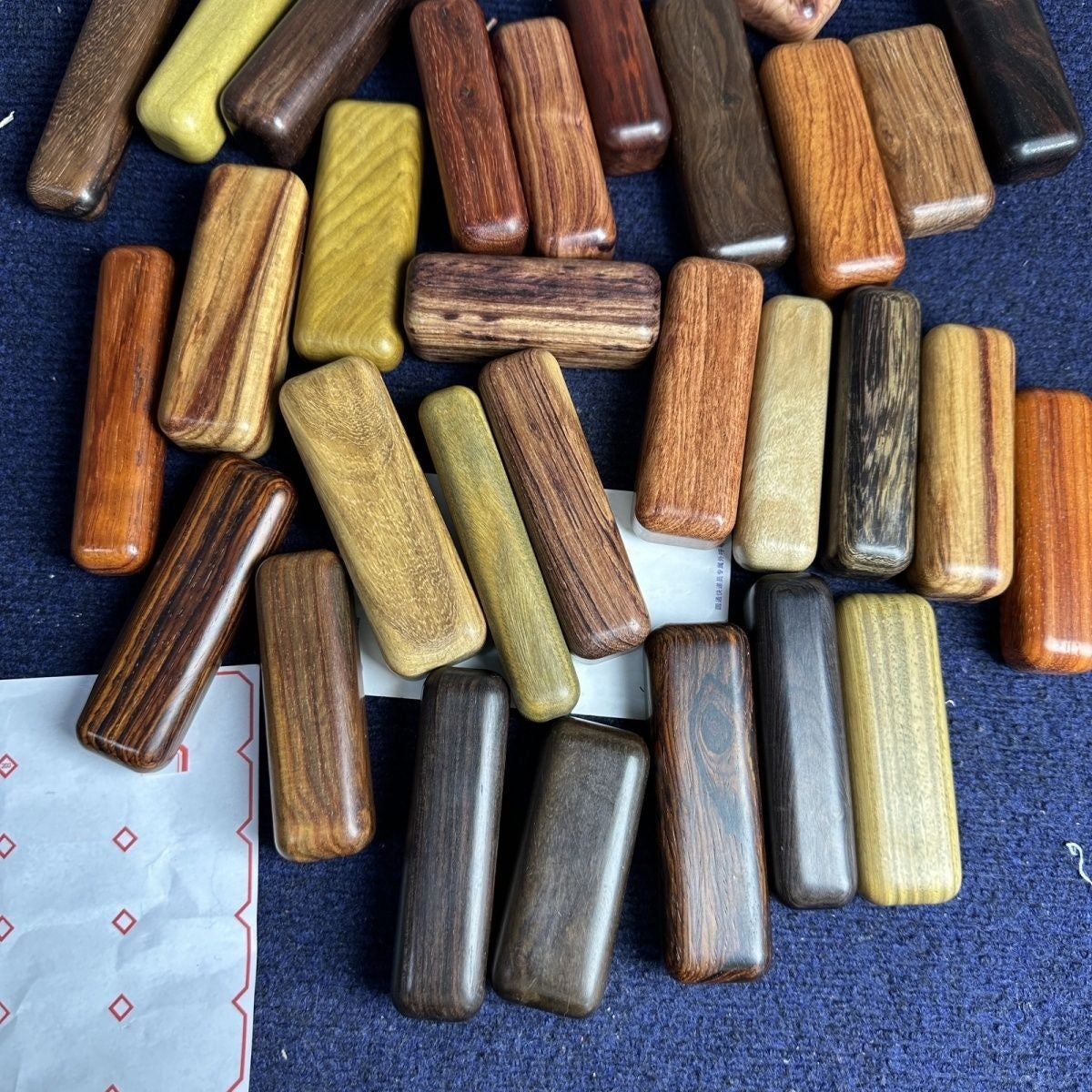 Imperfect Wooden Hand Grips 5-Pack Random Color Size 4-10cm