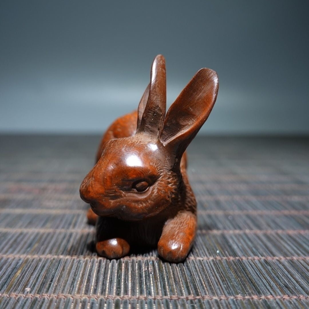 Old Artifacts Bunny Statue Finely Carved Boxwood Rabbit Ornaments Hare Statuette