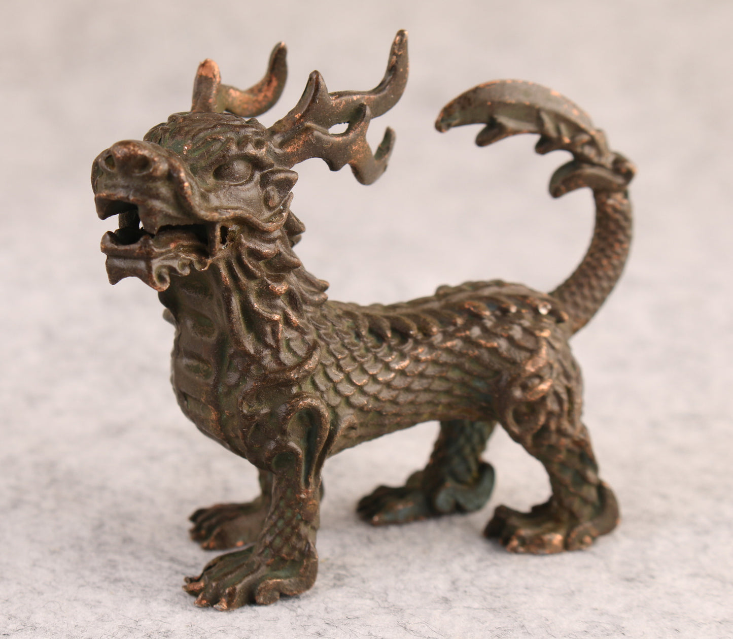 Chinese Collection Handmade cast kirin figure Statue table decoration tea pet