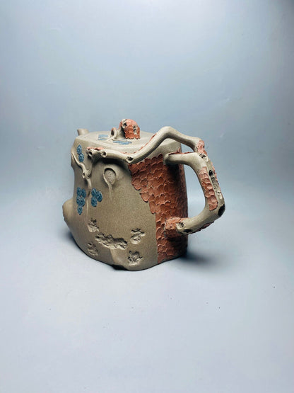 Chinese Yixing Zisha Clay Handmade Exquisite Teapot( 树桩 底款：民间艺人)