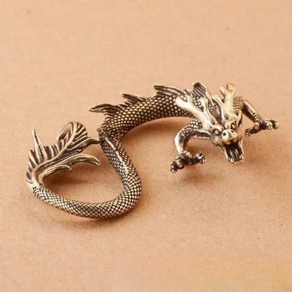 1Pc Chinese Retro Metal Zodiac Dragon Desktop Ornament Handmade Carving Tea Pet