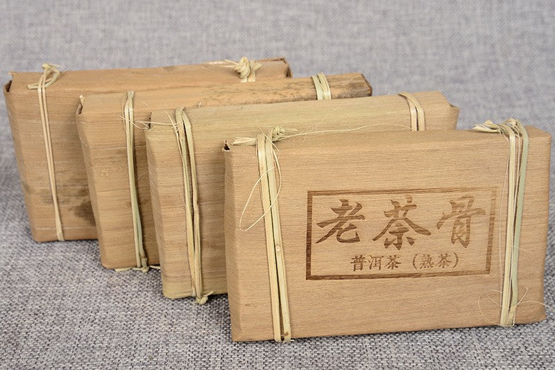 250g Ripe Pu'er Tea Brick Yunnan Aged Tea Stalk Bamboo Shell Wrapped Mellow