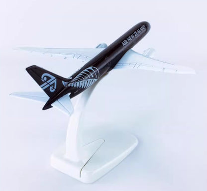 16CM Air New Zealand Boeing 787 Passenger Airplane Diecast Aircraft Plane Model