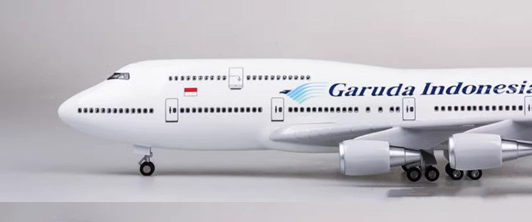 47CM 1:150 Garuda Indonesia BOEING 747-400 Airplane Landing Gears Resin Model
