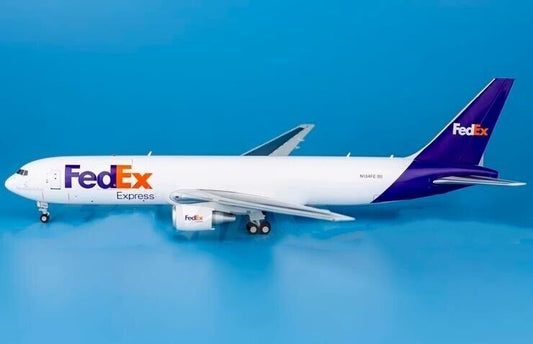 1:200 28CM GeminiJets FedEx Express BOEING 767-300ER Aircraft Diecast Model