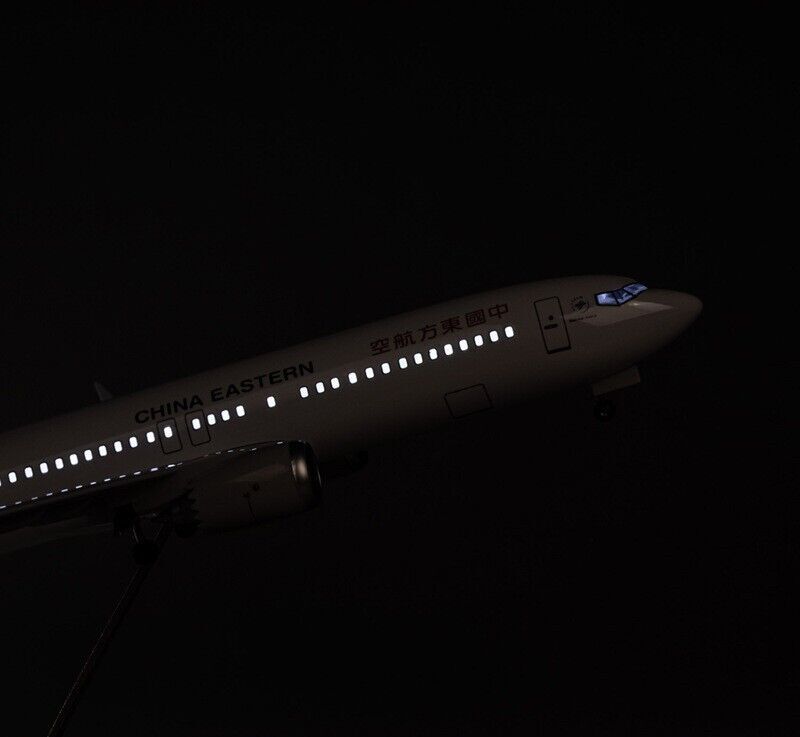 47CM CHINA EASTERN BOEING 737 MAX Airplane Led Sound-controll Light Resin Model