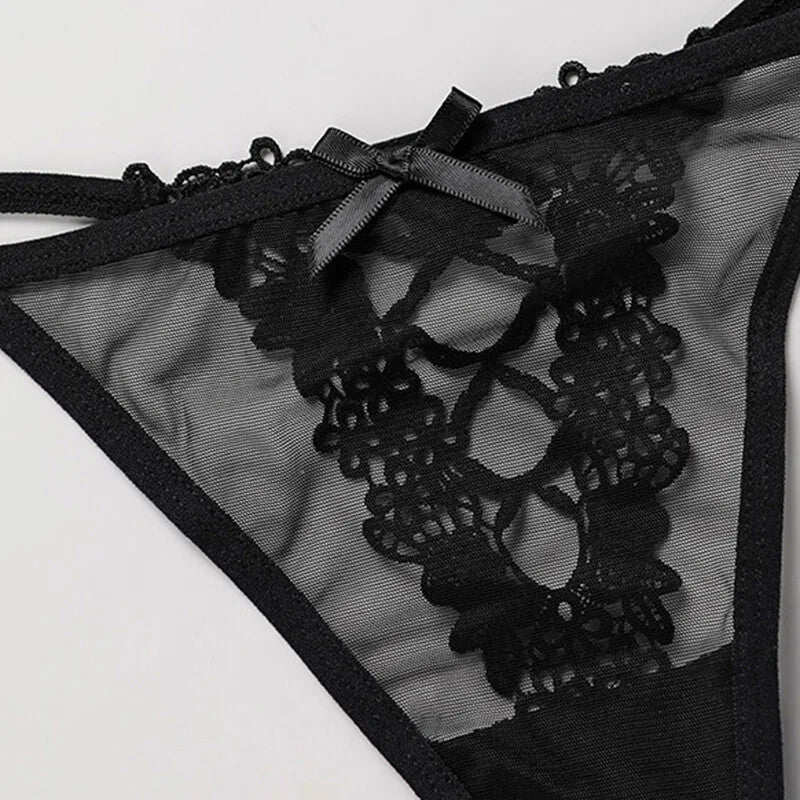 2024 Sexy Women Lace Low Waist Hollow Out Thongs Panties Intimate G-String Brief