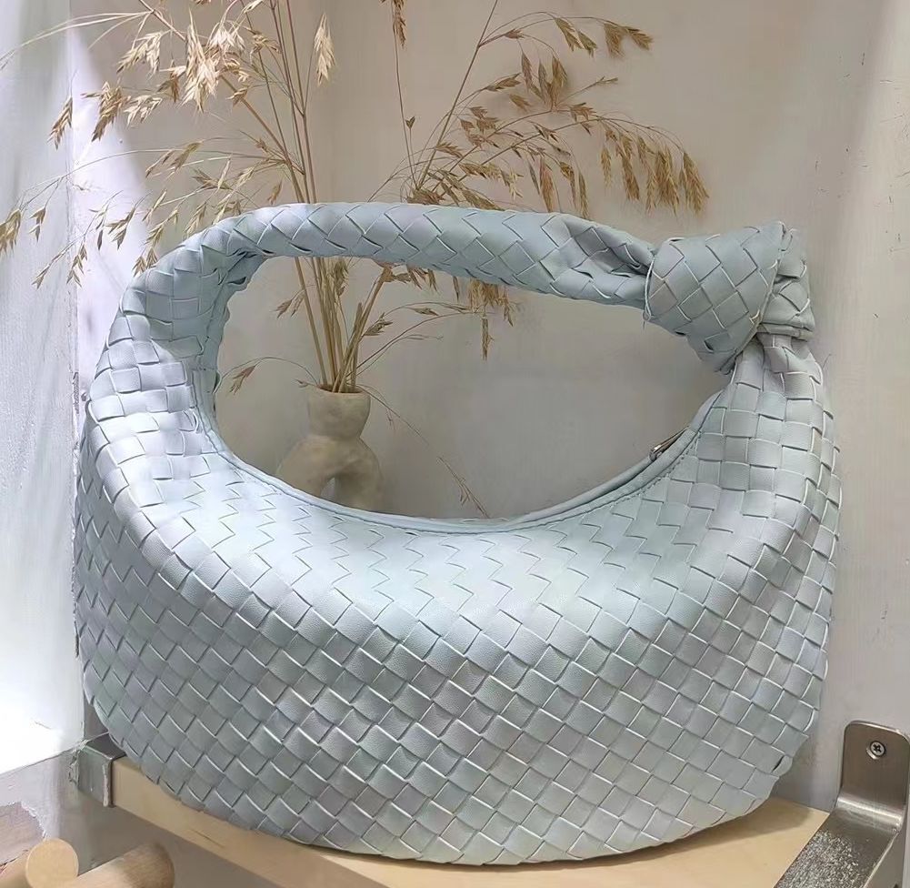 Luxury Synthetic Leather Handbag Large Shoulder Bag Woven Soft Underarm Bag Zipp
