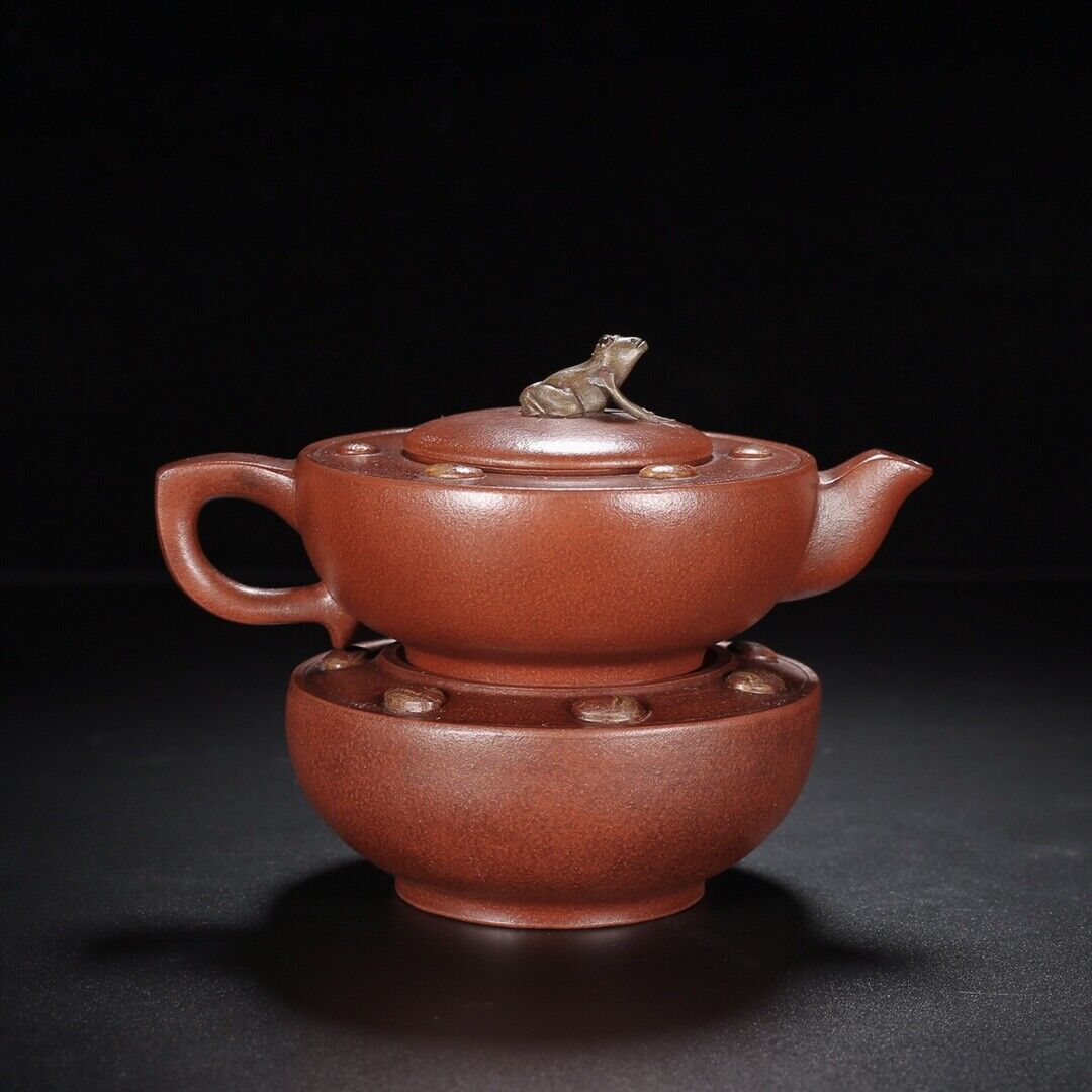 Chinese Yixing Zisha Clay Handmade Exquisite Teapo （青蛙 蒋蓉）