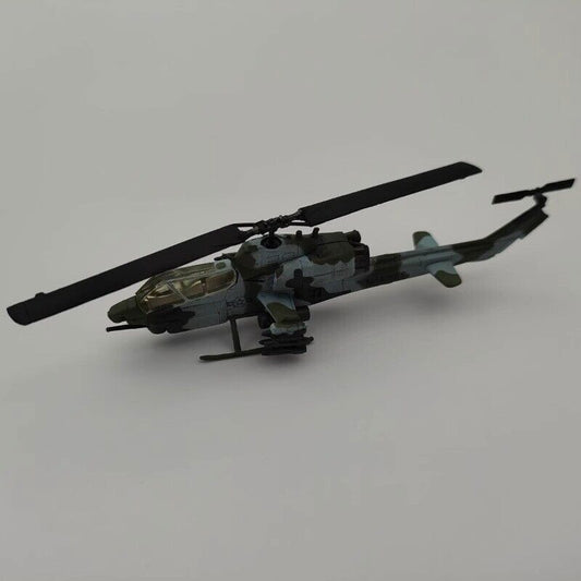 1/144 Tank Museum 6-round AH1 Cobra Attack Helicopter Winter Finished Model
